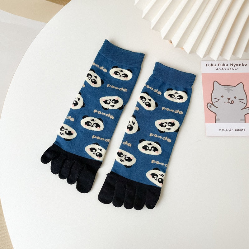 New five-finger ladies breathable sweat-absorbing mid-tube split-toed socks cute cartoon student girl socks